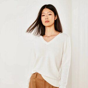 Quince Cashmere Ivory V neck sweater